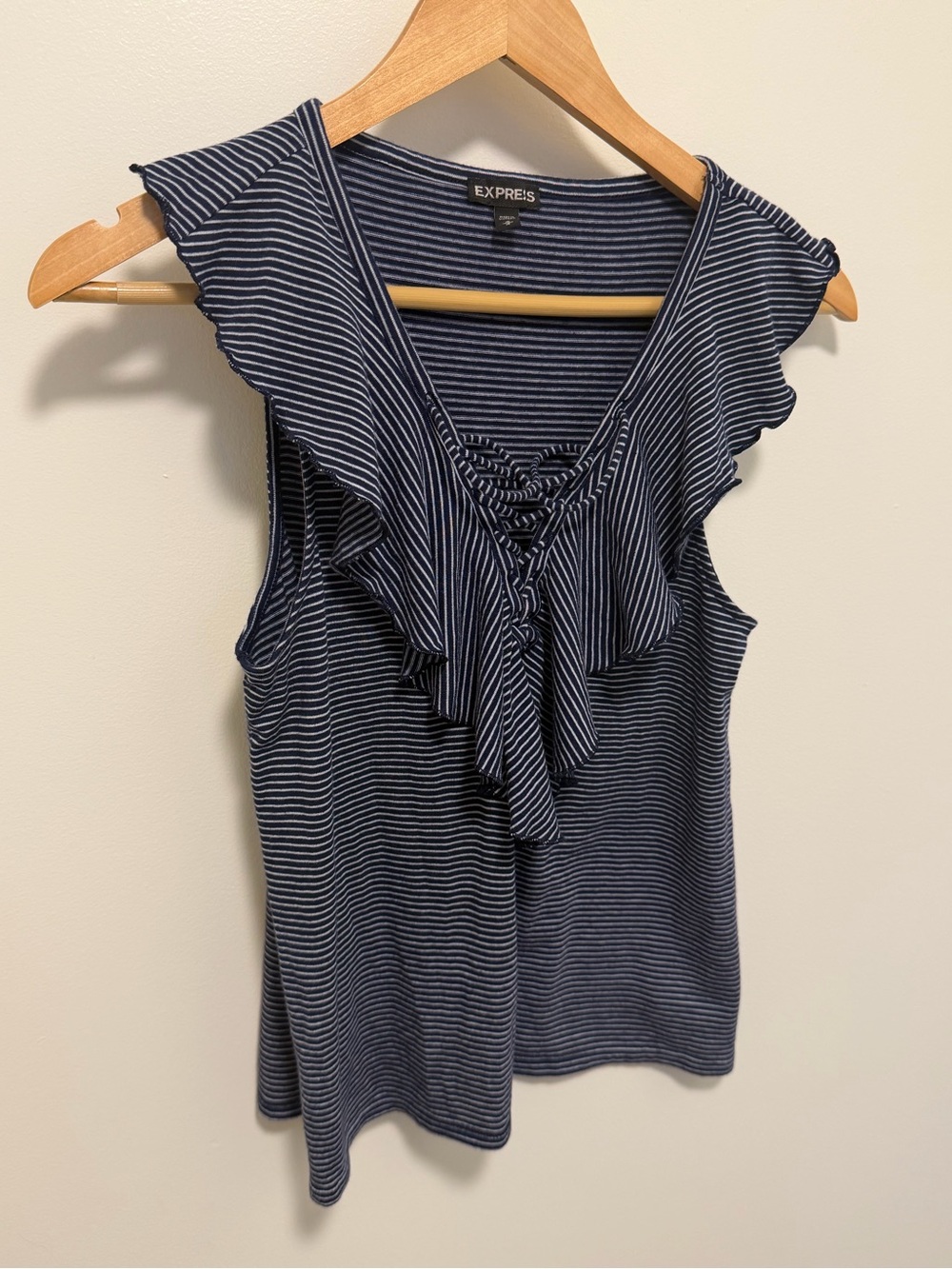 Express Women's Navy Stripe Ruffle Sleeveless Top size medium M nautical preppy